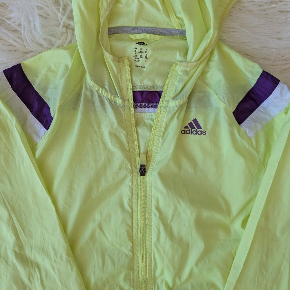 Adidas Lightweight Running Jacket - Highlighter Yellow, Purple - size XS